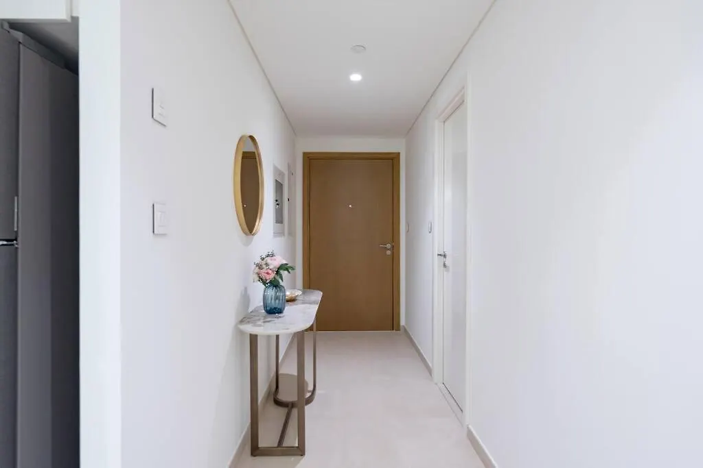 Luxurious 2Br Apartment With Burj Khalifa View Dubai 0*,  United Arab Emirates