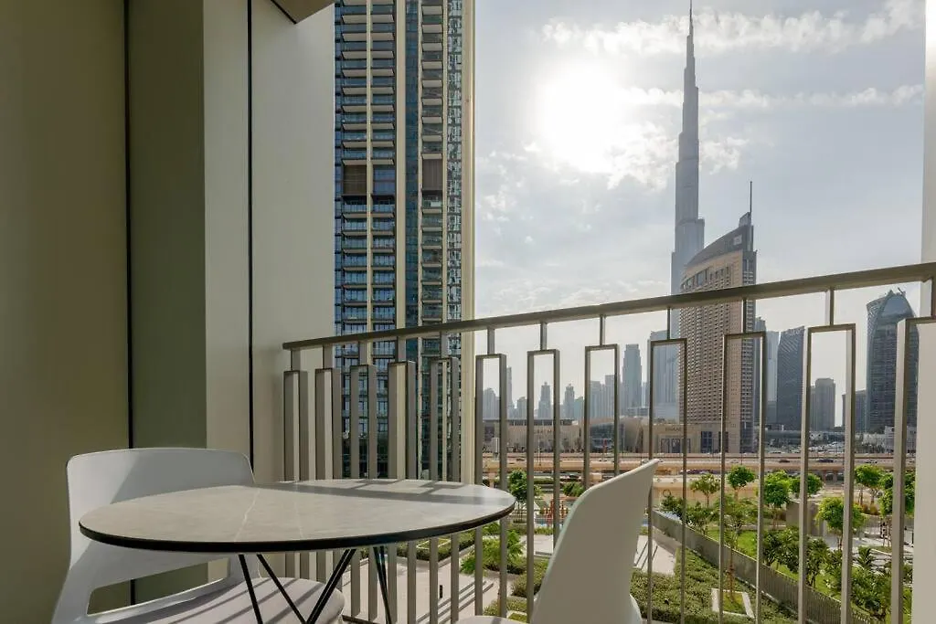 Luxurious 2Br Apartment With Burj Khalifa View Dubai